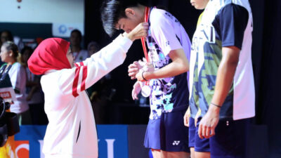 Pujian Gubernur Khofifah kepada Pemain RI di Indonesia Masters Super 100