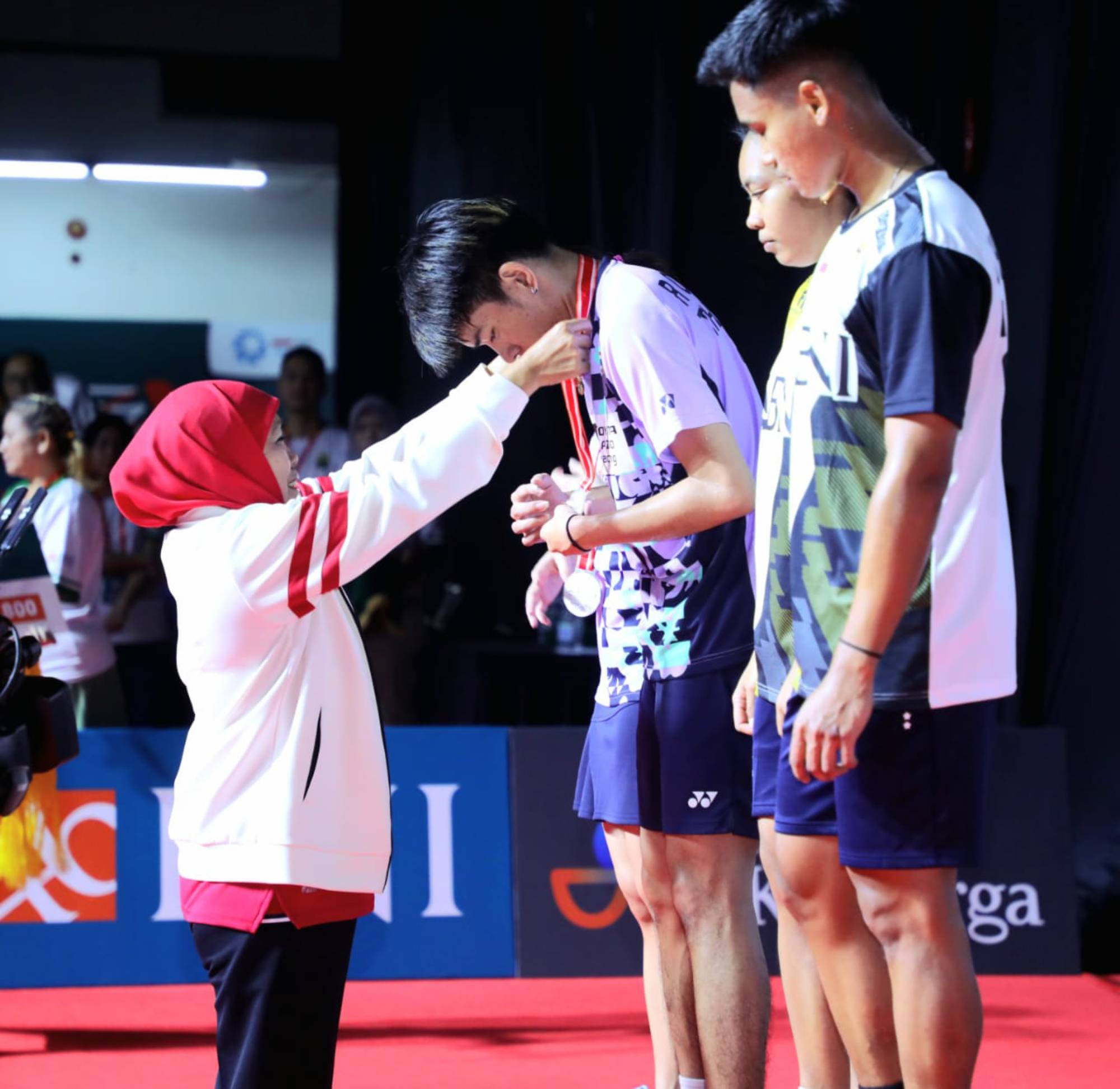 Pujian Gubernur Khofifah kepada Pemain RI di Indonesia Masters Super 100