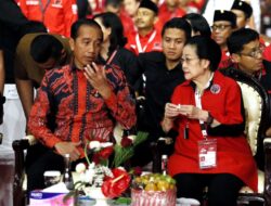 Mega Minta Kader PDIP Mengawal Jokowi sampai Tuntas