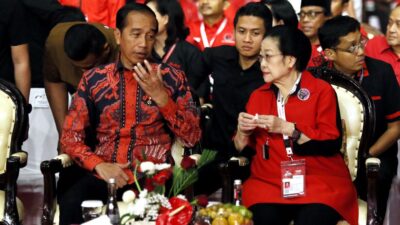 Mega Minta Kader PDIP Mengawal Jokowi sampai Tuntas