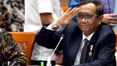 Jokowi Memberikan Persetujuan pada Permohonan Mahfud MD dan Menitipkan Pesan