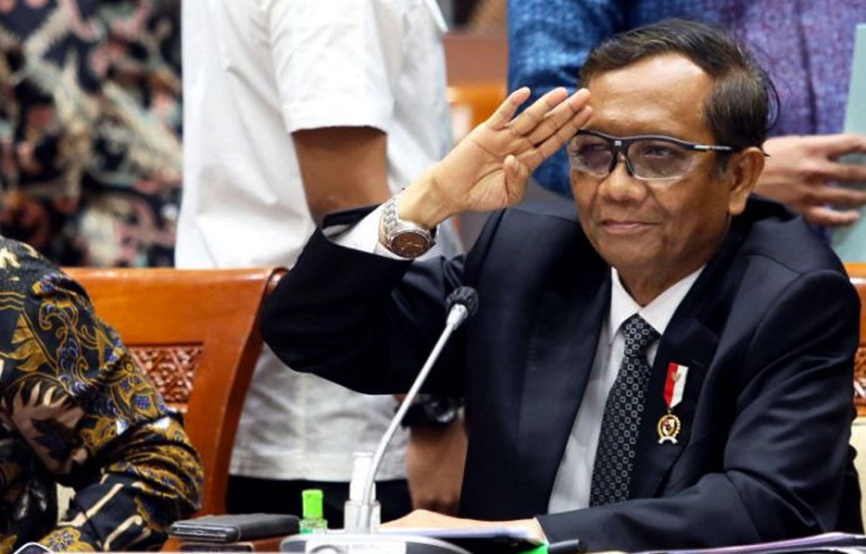 Jokowi Memberikan Persetujuan pada Permohonan Mahfud MD dan Menitipkan Pesan