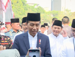 Gus Men Mengenakan Seragam Banser dan Presiden Jokowi: Saya Memprediksi Danjen Kopassus.