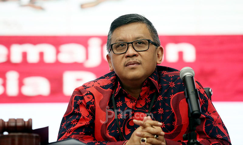 Hasto Diminta Memberi Penjelasan Apakah Jokowi Masih Bergabung dengan PDIP, Artikan Sendiri