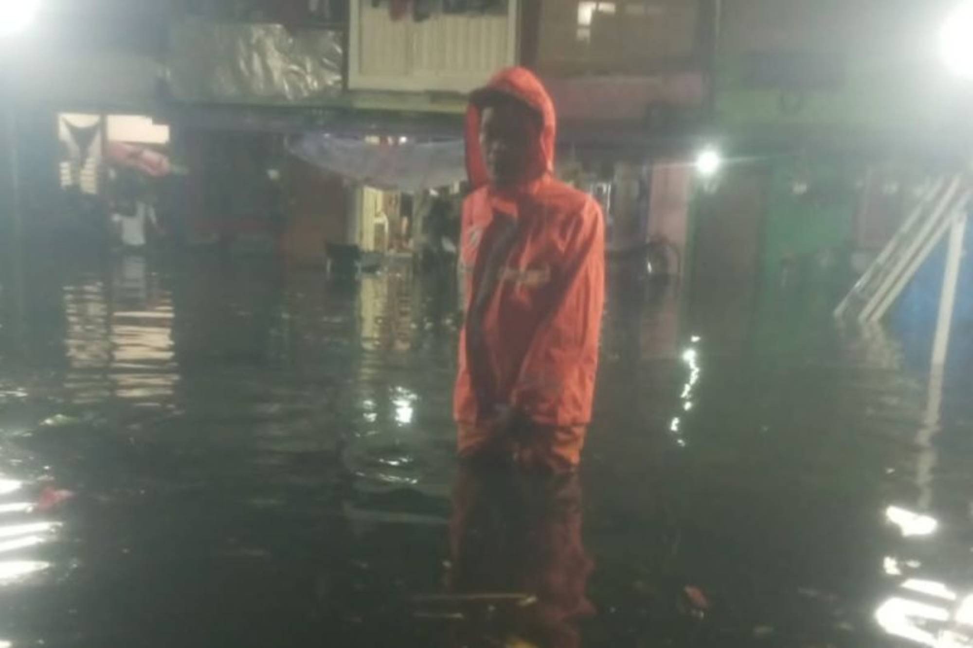 Banjir Melanda Kuningan Barat Jakarta Selatan Akibat Hujan Deras