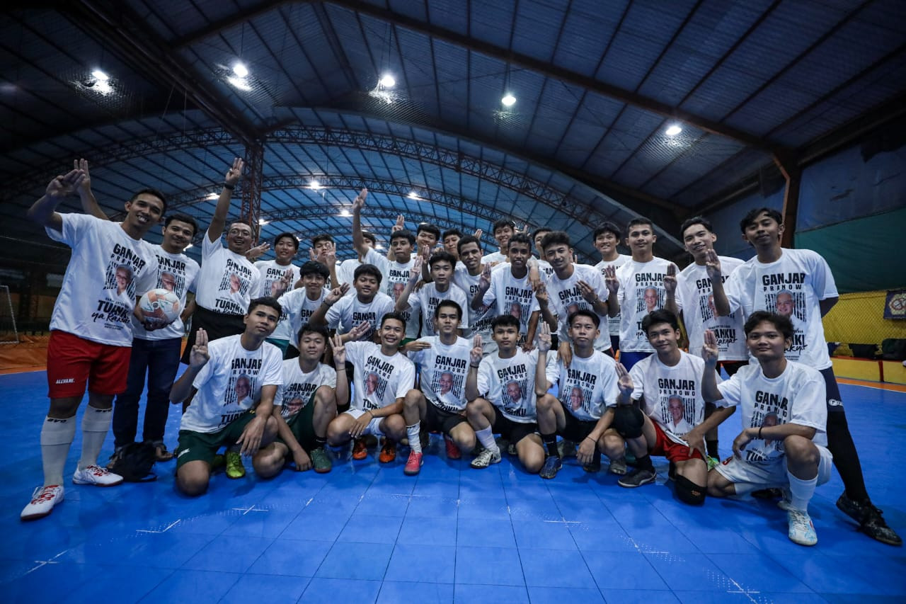 Ganjar Creasi Mengajak Generasi Muda untuk Menekuni Hobi Positif Melalui Fun Futsal