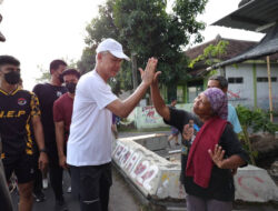 Ganjar Belanja Masalah Pasar Gawok Sukoharjo, Pedagang Tinggalkan Dagangan karena Geger