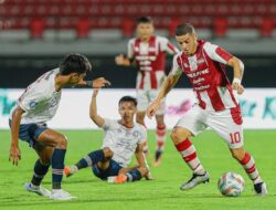 Leonardo Medina Minta Maaf dan Mengakui Kekalahan dari Arema FC: Tanggung Jawab Saya!