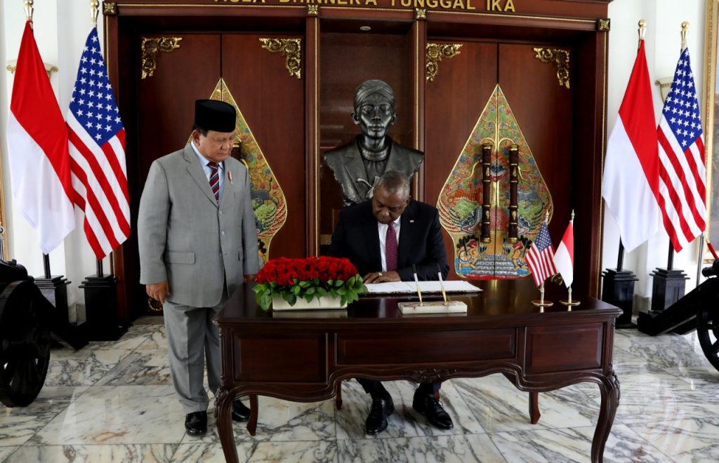 Menteri Pertahanan Prabowo Menerima Kunjungan Menteri Pertahanan AS Lloyd Austin, Membahas Kerja Sama Pertahanan AS-Indonesia
