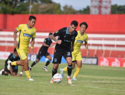 Pertandingan Persela Melawan Gresik United Berlangsung Monoton, Meski Demikian Djanur Tetap Bersyukur