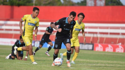 Pertandingan Persela Melawan Gresik United Berlangsung Monoton, Meski Demikian Djanur Tetap Bersyukur