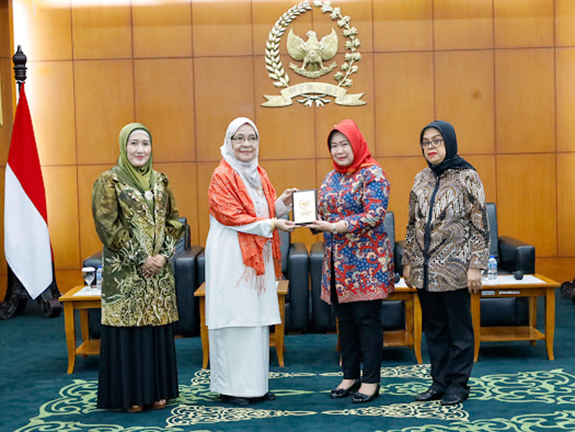 Kesepakatan Kerja Sama antara Setjen MPR dan IIQ Jakarta: Harapan Siti Fauziah