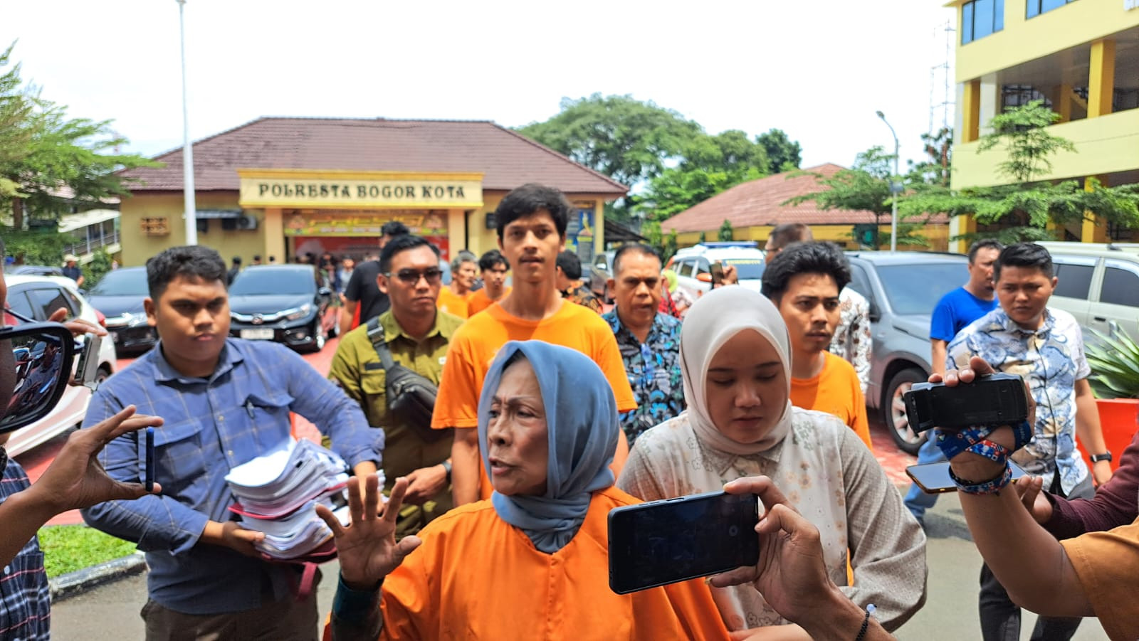 Satu Keluarga Tersangka dalam Kasus Kerusakan Pipa Perumda Tirta Pakuan Kota Bogor