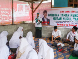 Ustaz Sahabat Ganjar Memberikan Bantuan Penunjang Belajar kepada TPQ Nurul Yaqin