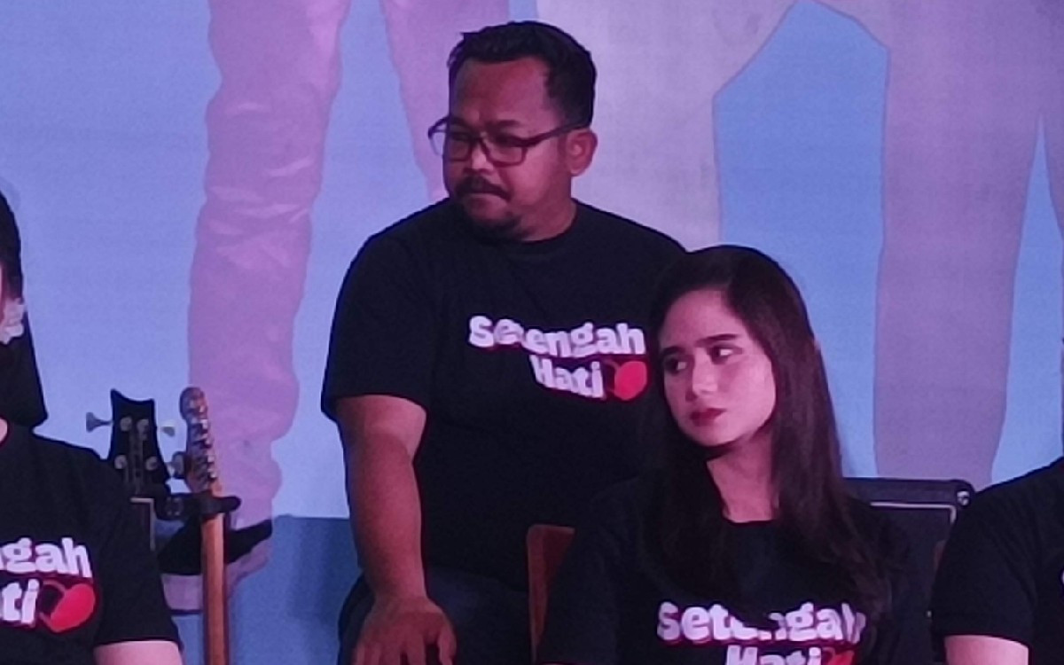 Kades Licik, Bedu, Terpaksa Melawak Saat Syuting karena Tidak Tahan