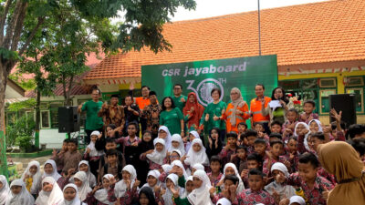 Peringatan 30 Tahun Jayaboard: Renovasi SDN 44 Gresik