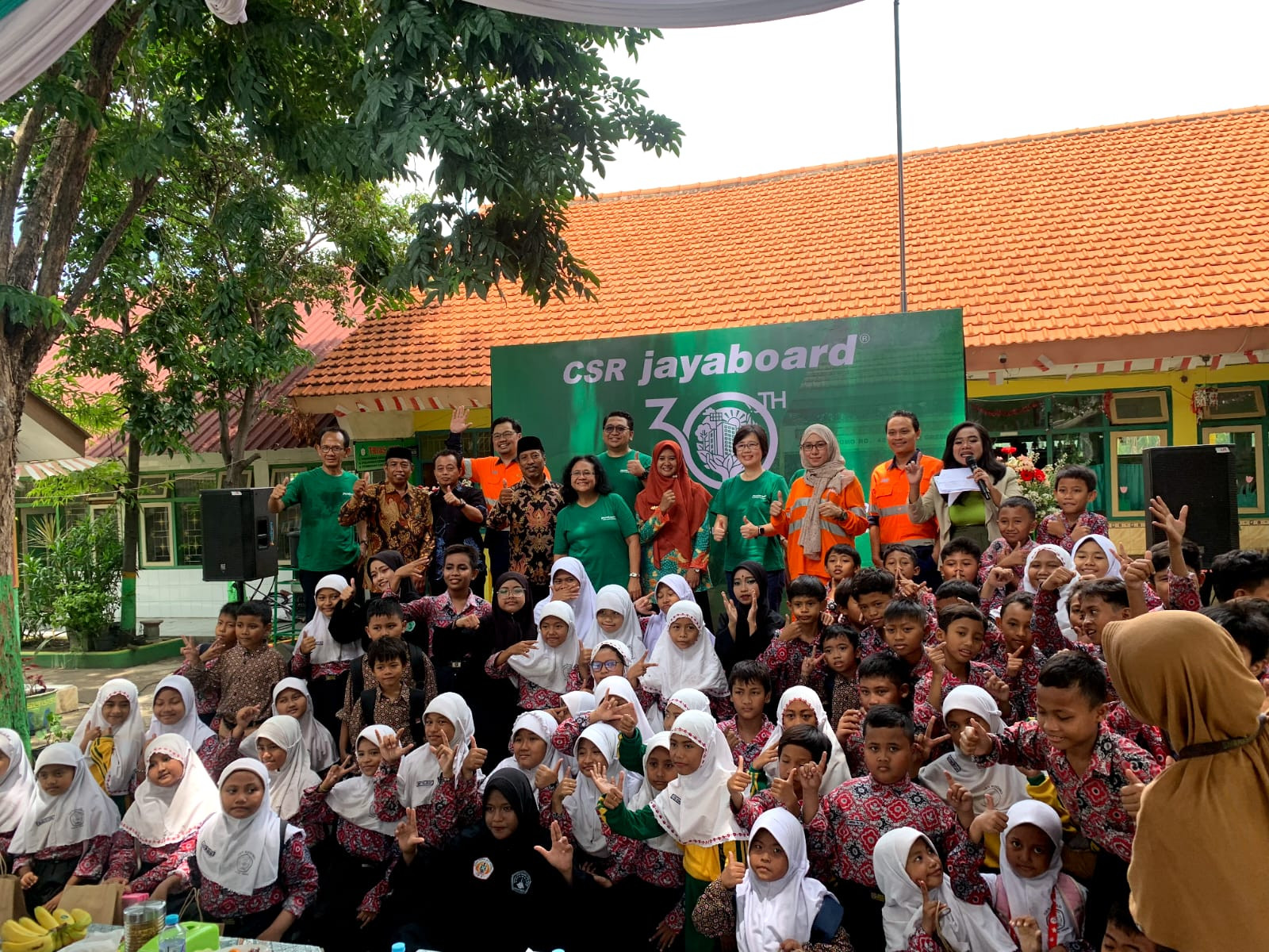 Peringatan 30 Tahun Jayaboard: Renovasi SDN 44 Gresik