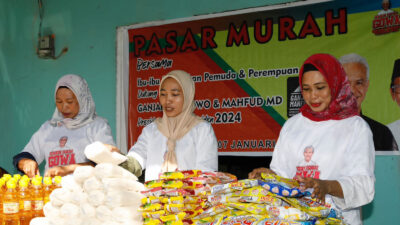 Gerakan Pemuda & Perempuan Gowa Mendukung Kehadiran Pasar Murah oleh Ganjar-Mahfud