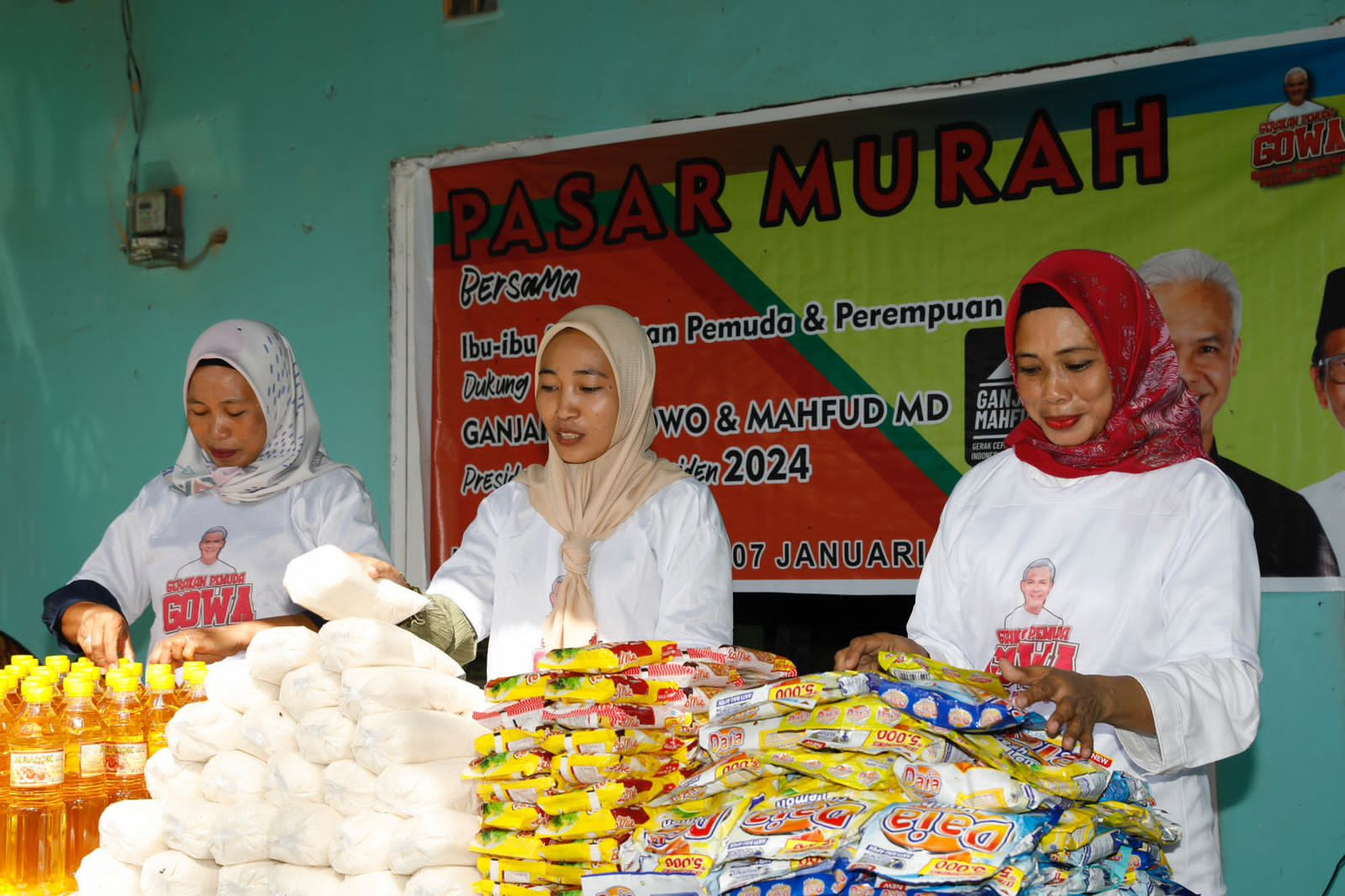 Gerakan Pemuda & Perempuan Gowa Mendukung Kehadiran Pasar Murah oleh Ganjar-Mahfud