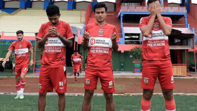 Wasit Irfan Wahyu Wijanarko Memimpin Pertandingan Persiba Balikpapan vs Persipa Pati Sore Hari Ini