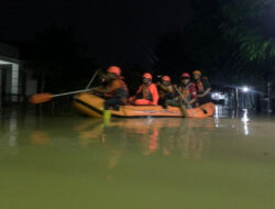 Banjir Melanda Dua Desa di Sragen, Air Naik Hingga 1,5 Meter