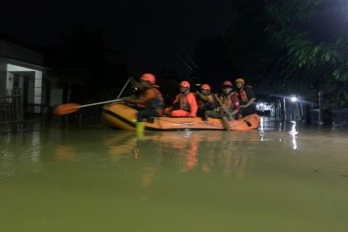 Banjir Melanda Dua Desa di Sragen, Air Naik Hingga 1,5 Meter