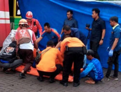 Tragedi di Surabaya, Seorang Pekerja Tewas Tertimpa Peti Kemas Saat Proses Pemindahan