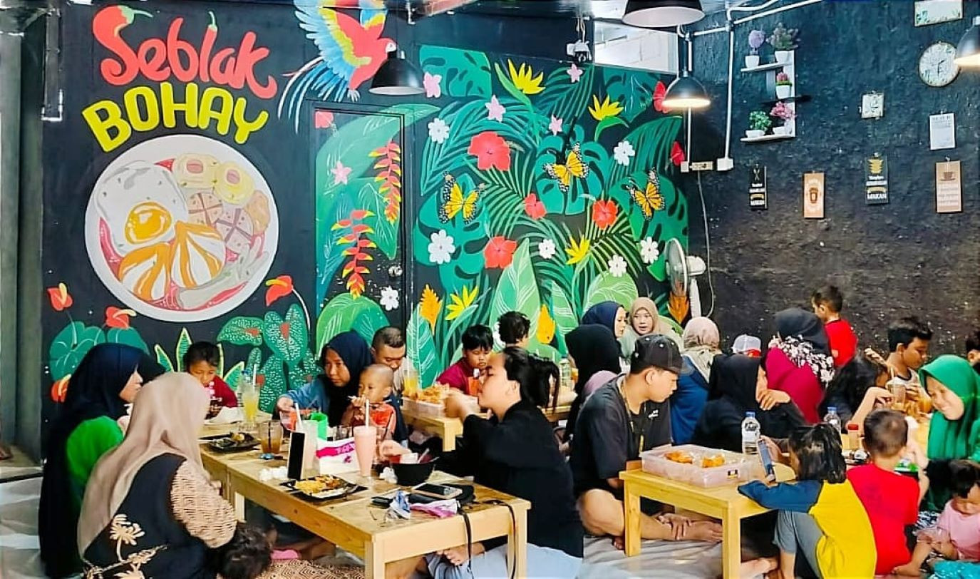 Menikmati Hidangan Lezat dan Terjangkau di Cafe Seblak Bohay