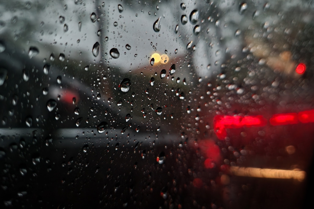 Prakiraan Cuaca Malang Hari Ini: Gerimis dan Hujan Lebat dari Siang hingga Sore