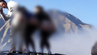 Masyarakat Bromo Tengger Semeru Marah Karena 3 Turis Asing Foto Pose Memperlihatkan Pantat mereka