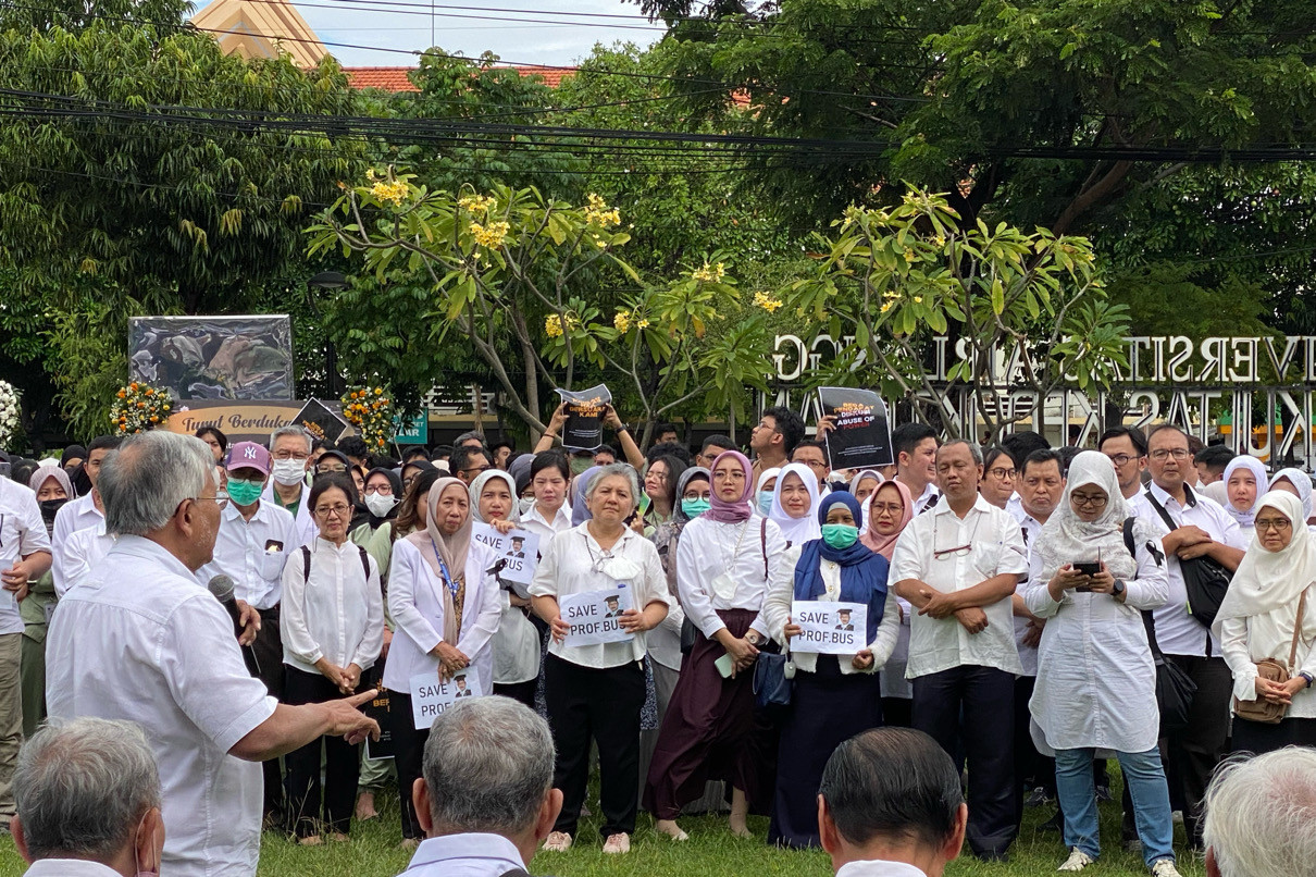 Ancaman Gubes FK Unair Mogok Kerja Terhadap Respos Pemberhentian Prof Budi Santoso