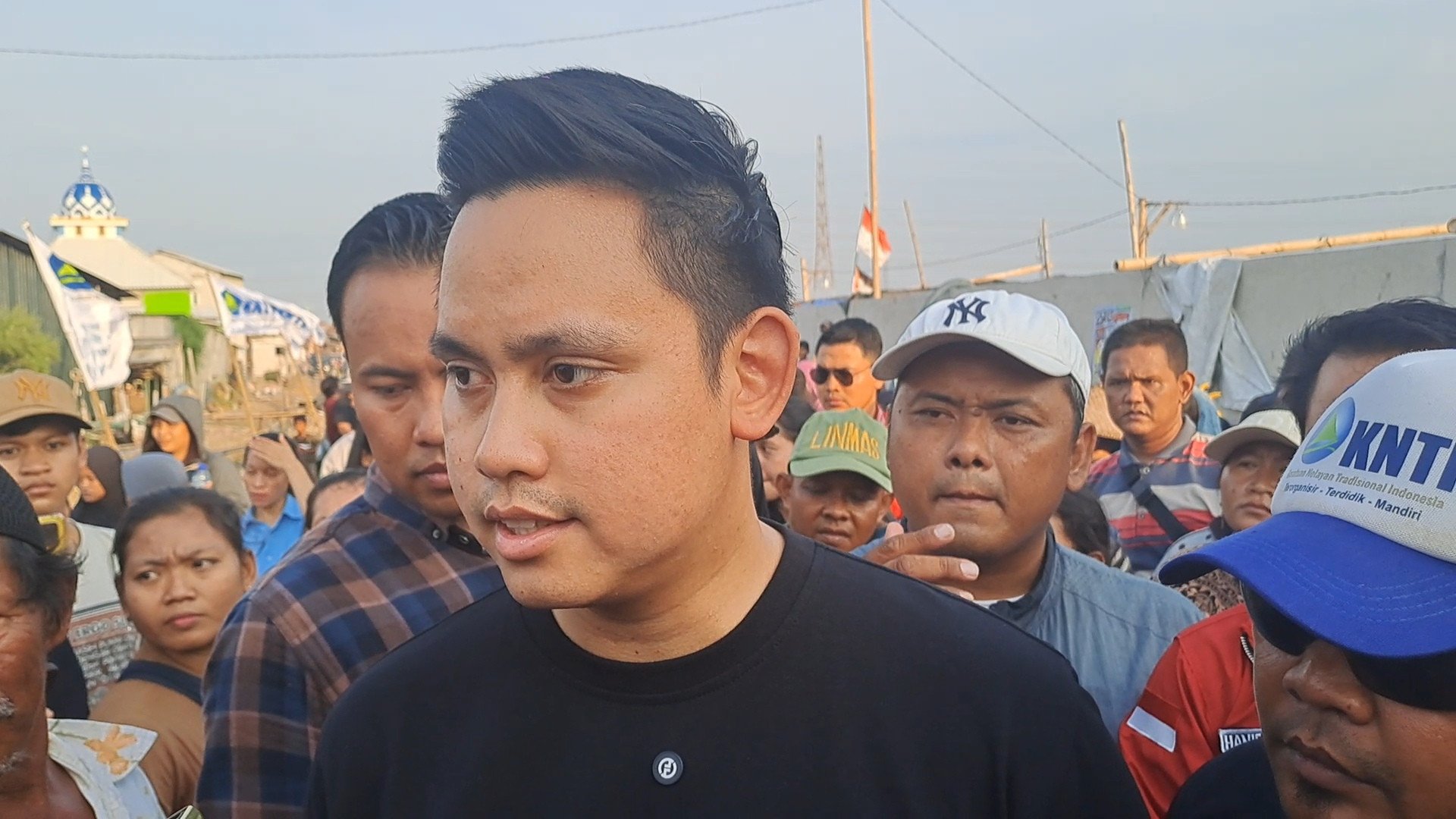 Nelayan Tambaklorok Mendeklarasikan Dukungan untuk Dico Ganinduto dalam Pemilihan Wali Kota Semarang 2024