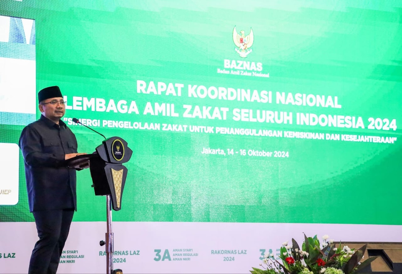 Menag Yaqut Meresmikan Program 10.000 Beasiswa Santri dari BAZNAS