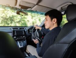 8 Teknik Eco Driving Untuk Hemat BBM: Panduan Praktis