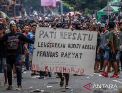 Alasan Bupati Pati Sudewo Tolak Mundur Setelah Didekati Massa